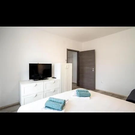 Apartman Jan Karlobag Exterior foto